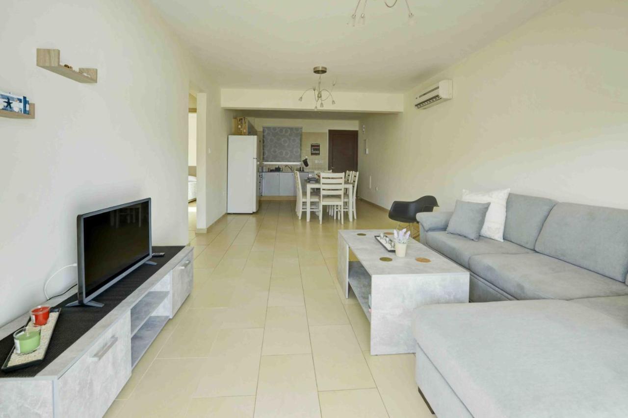 Nissi Martha Apartment ไอยานาปา ภายนอก รูปภาพ