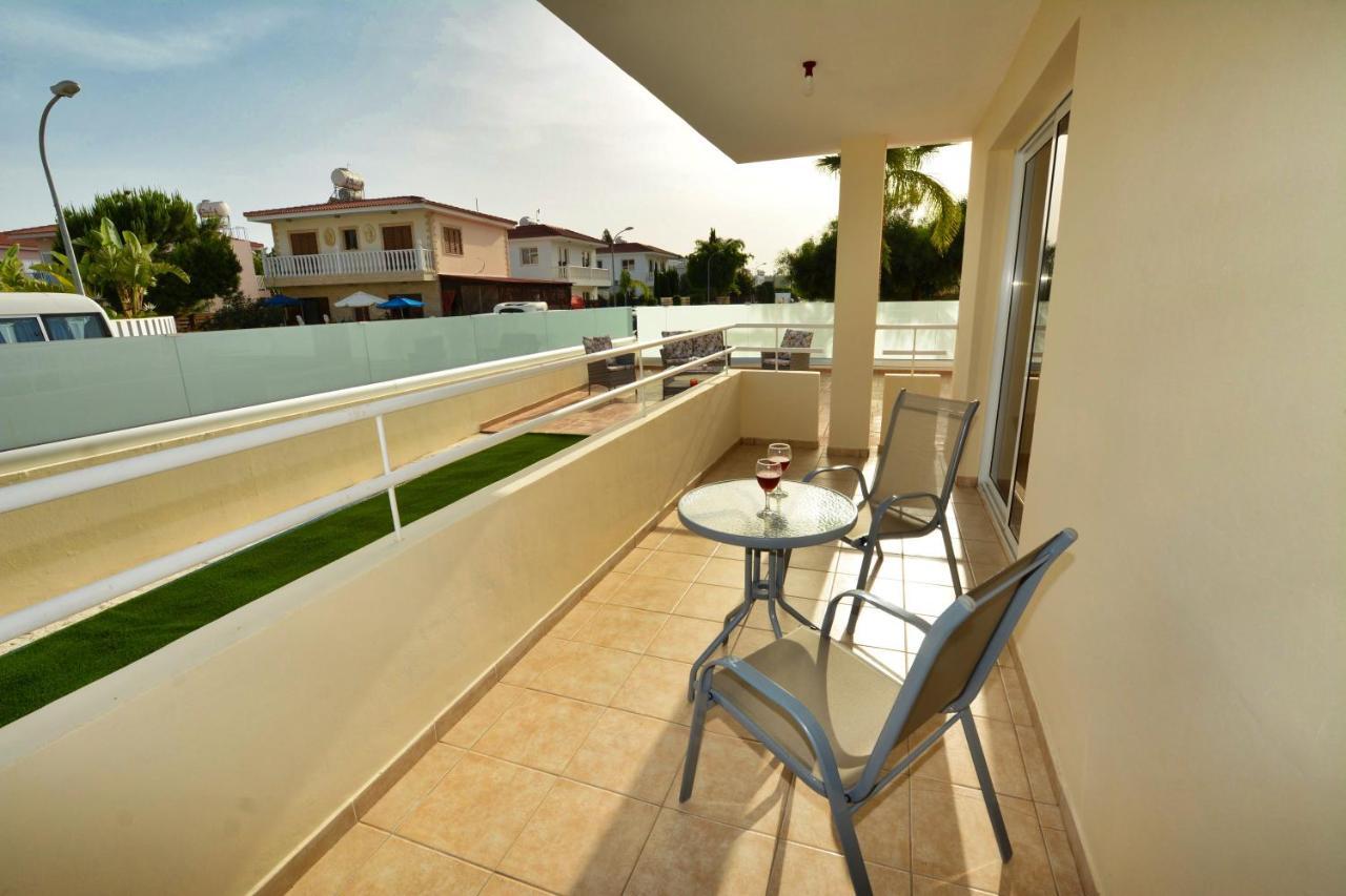 Nissi Martha Apartment ไอยานาปา ภายนอก รูปภาพ